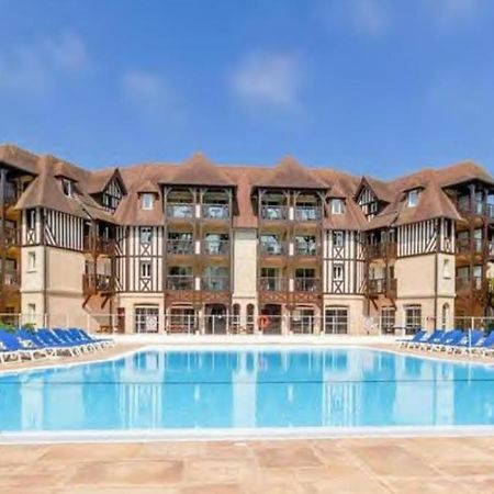 Le Cosy Residence Du Golf Довиль Экстерьер фото